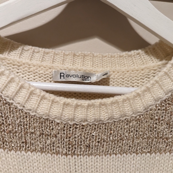 Striped Knitted Sweater - Picture 5 of 6